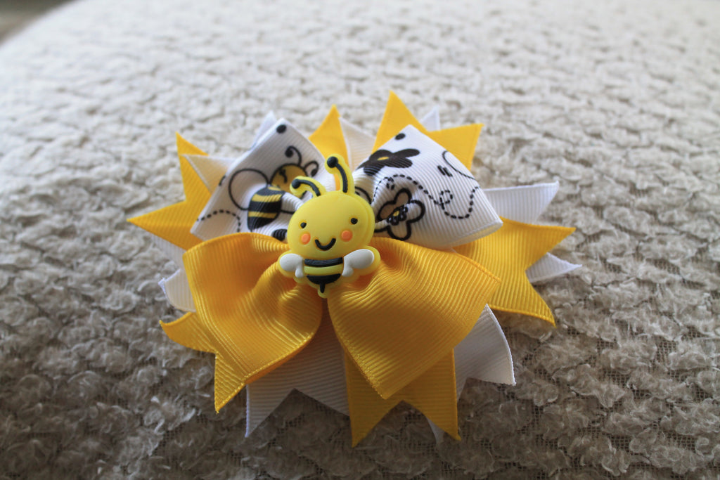 Bee Teamed Bow Hair Clip